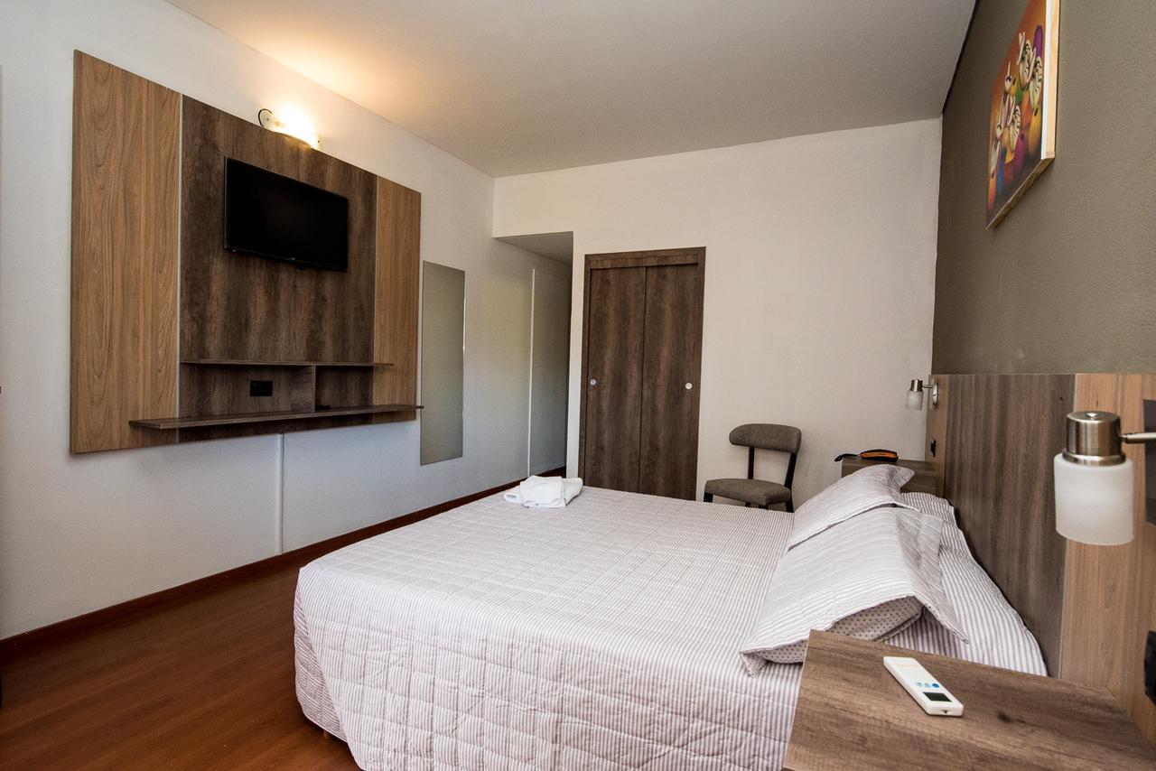 Avant Park Hotel La Rioja Buitenkant foto